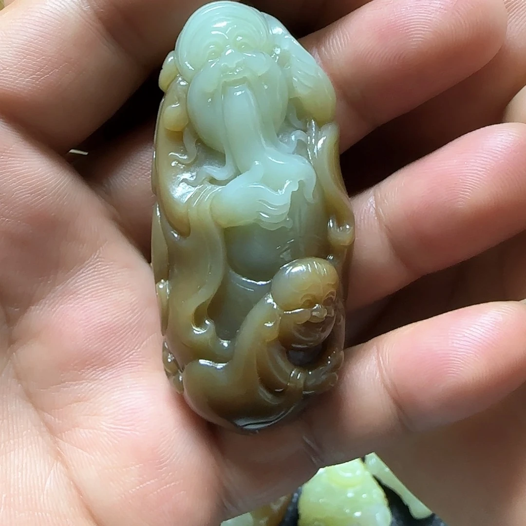 和田玉颈饰未镶嵌木*哥