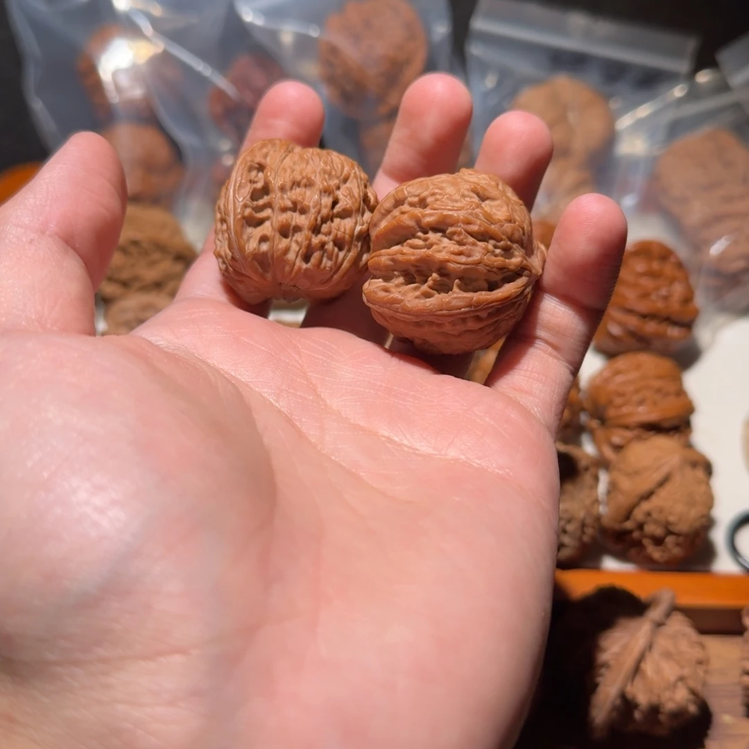 木***2文玩核桃吊坠磨盘