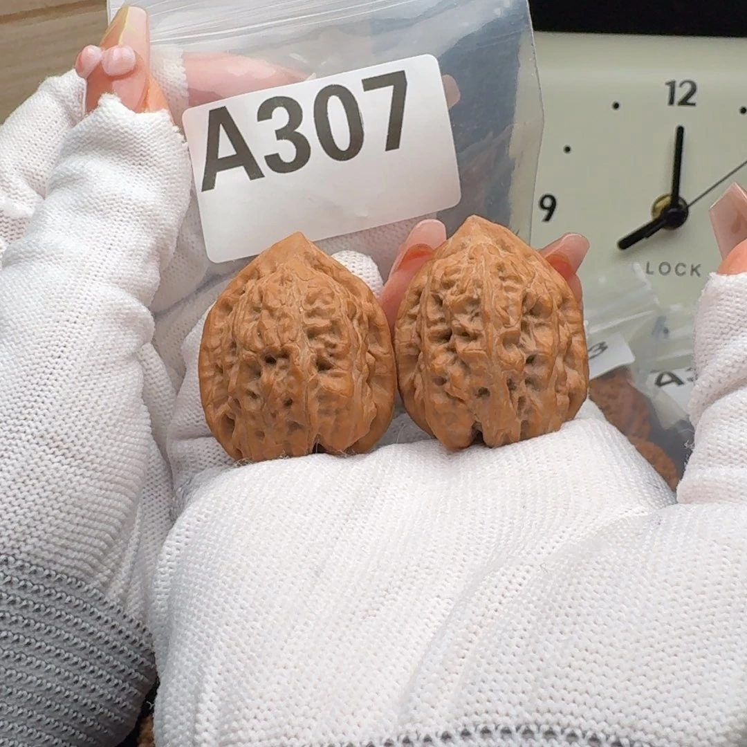 文玩核桃吊坠34赤龙鸡心A307