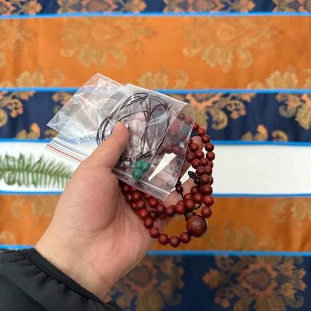 拉萨发货 正宗紫檀佛珠木串