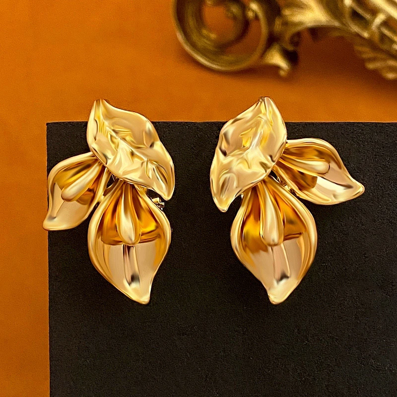 铜合金耳饰 精品金属风树叶耳环个性独特设计感耳钉高级感耳饰女