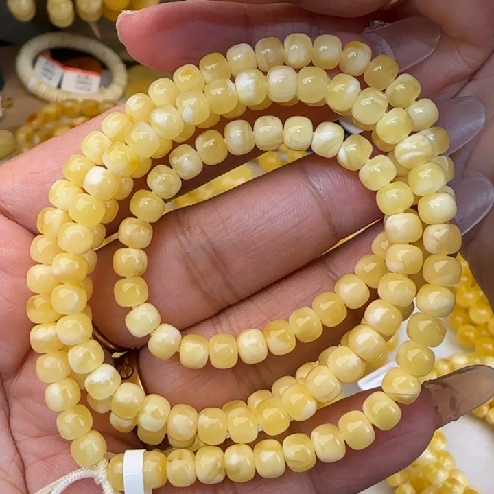 蜜蜡未镶嵌手串金白妖花老型