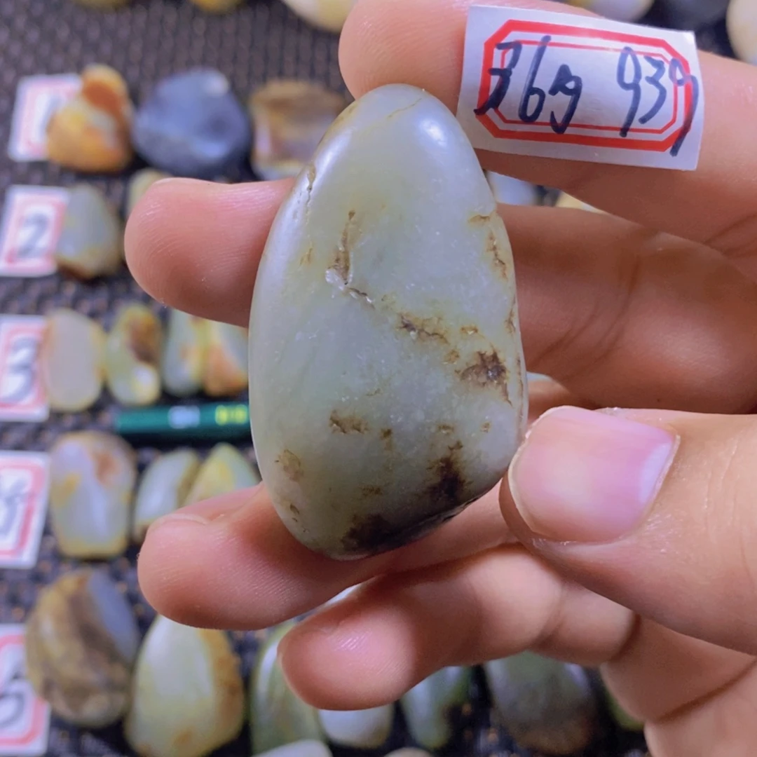 和田玉（糖玉）未镶嵌颈饰