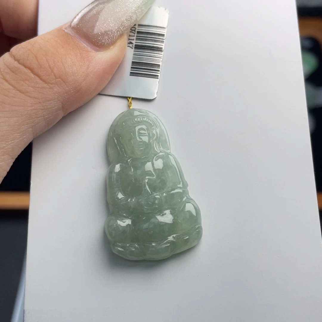 颈饰未镶嵌翡翠观音