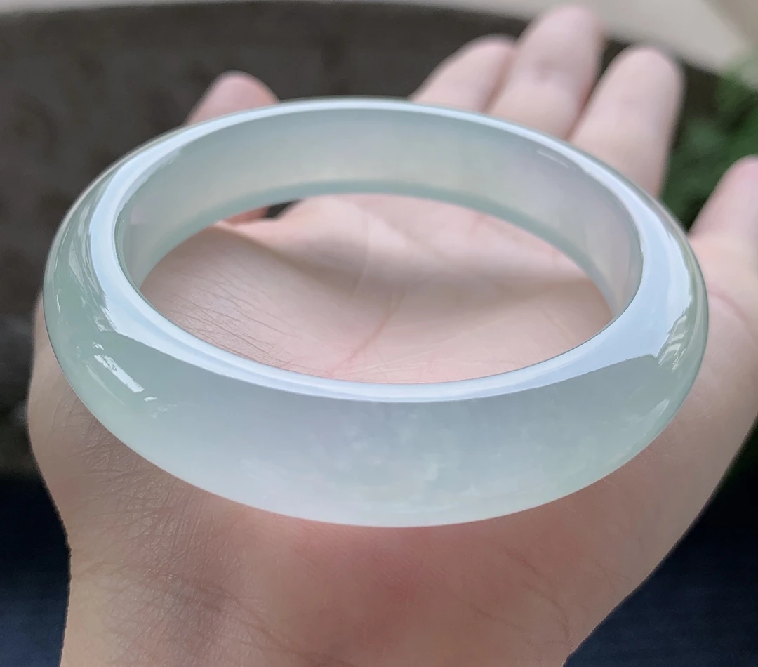 天然A货翡翠玉手镯圈口55正圈冰种起荧光 冰种起荧光A504050209