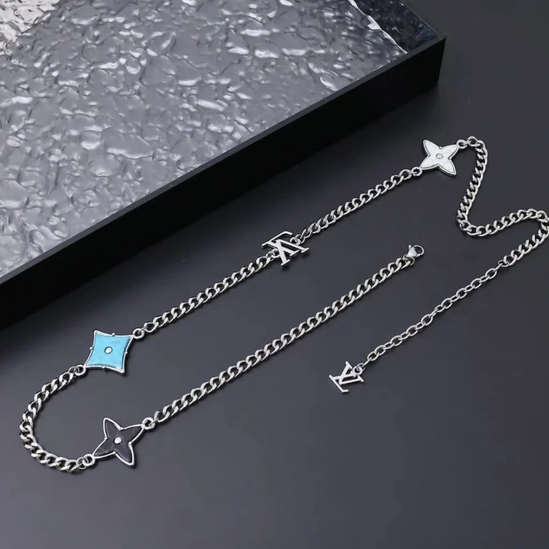 99新 LouisVuitton/路易威登 7姐专场/珐琅花朵项链