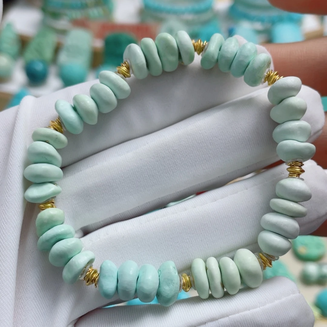 绿松石未镶嵌珠宝奇石