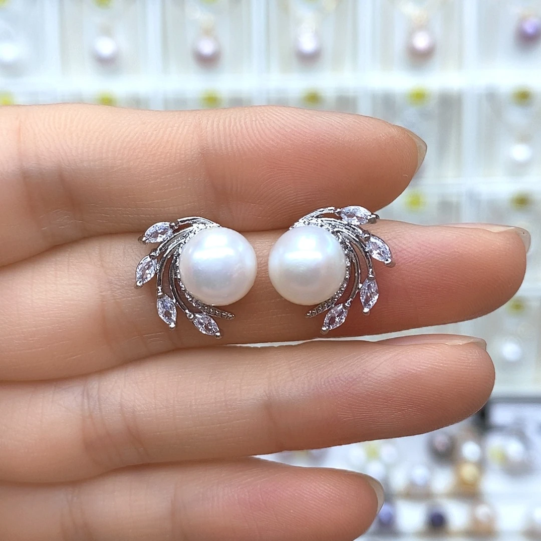 淡水珍珠合金颈饰