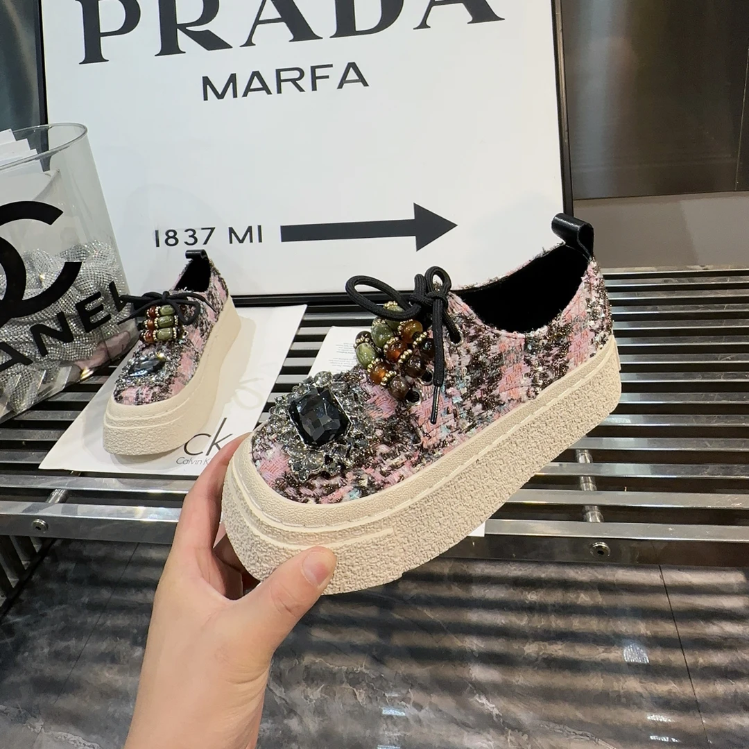 A.M艾墨儿女早秋2025年新款小香风针织款水钻扣件平底时装休闲鞋