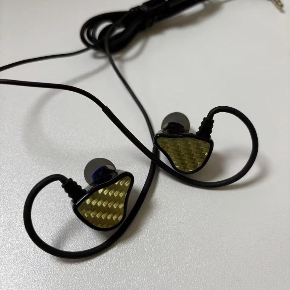 99新  有线耳机 入耳式高音质好品质音乐通用个性耳机