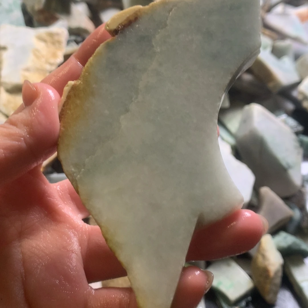 翡翠颈饰未镶嵌缅甸翡翠