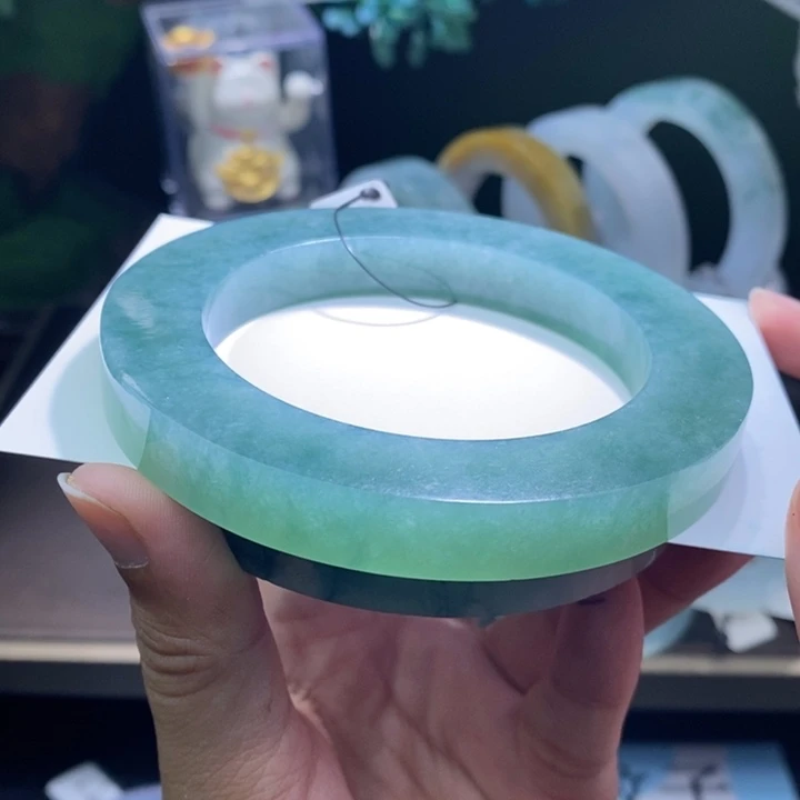 未镶嵌翡翠定制翡翠