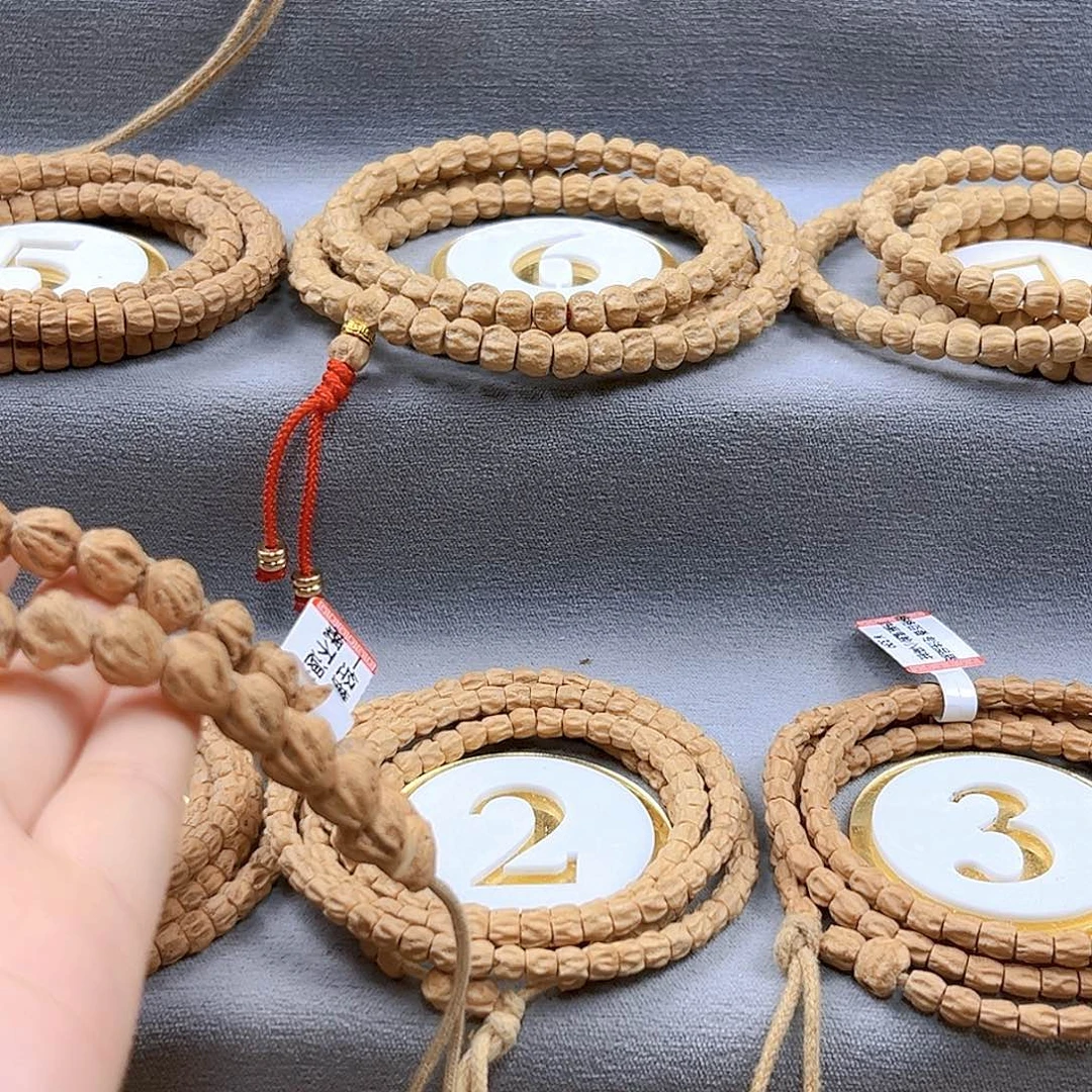 柏香籽/百香籽手串缘*