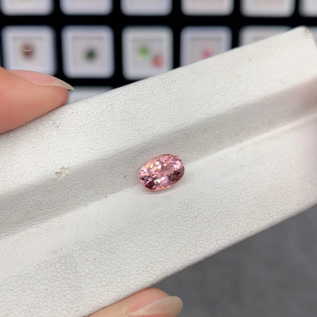 裸石未镶嵌碧玺1.66克拉