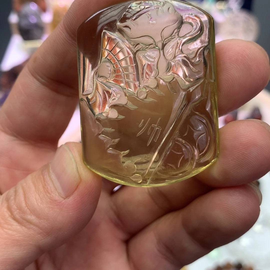 颈饰未镶嵌水晶吊坠