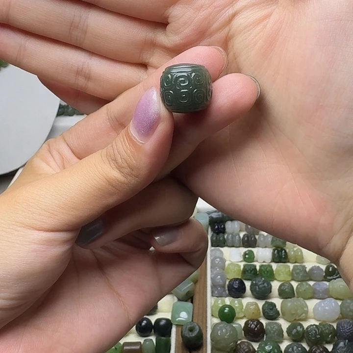 用***佳和田玉未镶嵌珠宝半成品和田玉新疆且末料回纹15-16