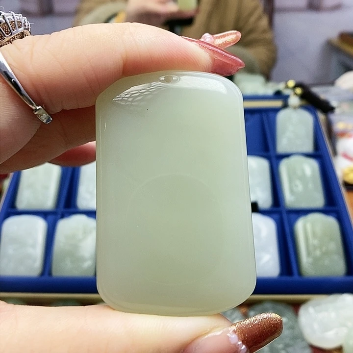 【闪购商品】和田玉颈饰未镶嵌用****5