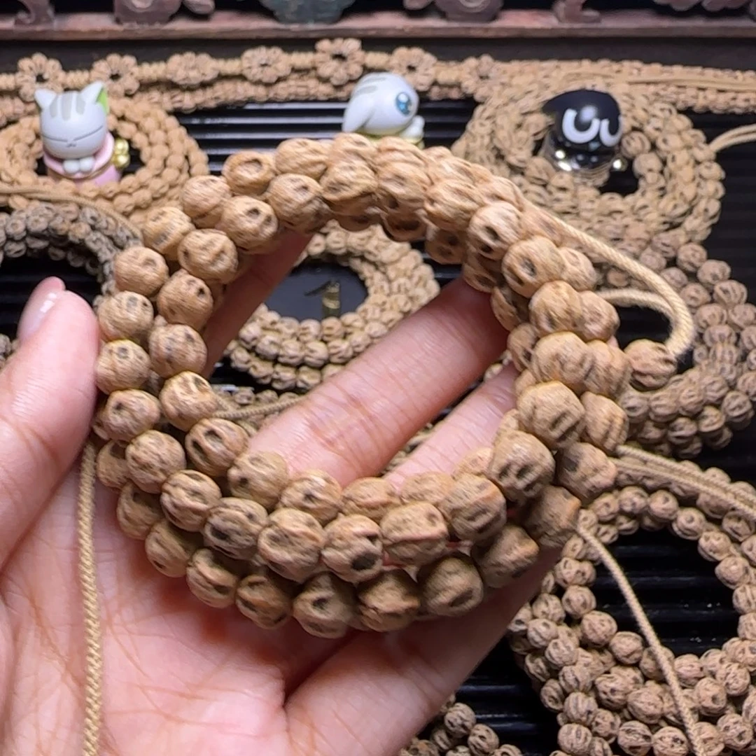 窜***侯柏香籽/百香籽吊坠