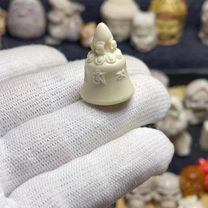 无非金属做****你配饰鹿角雕刻铃铛