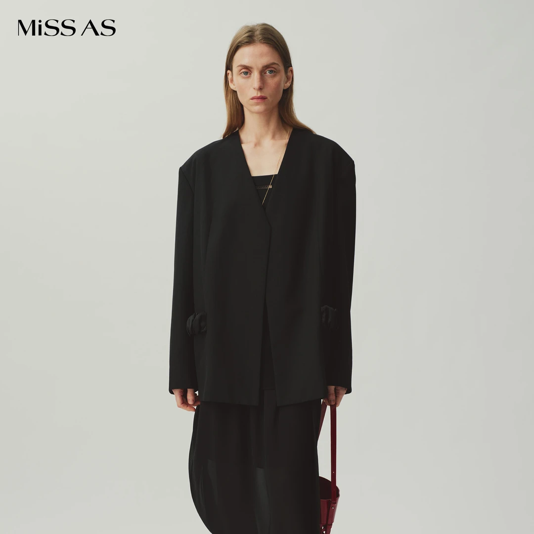 【YOEYYOU】宽肩直身廓形黑色无领泡泡装饰西装外套女款26春夏