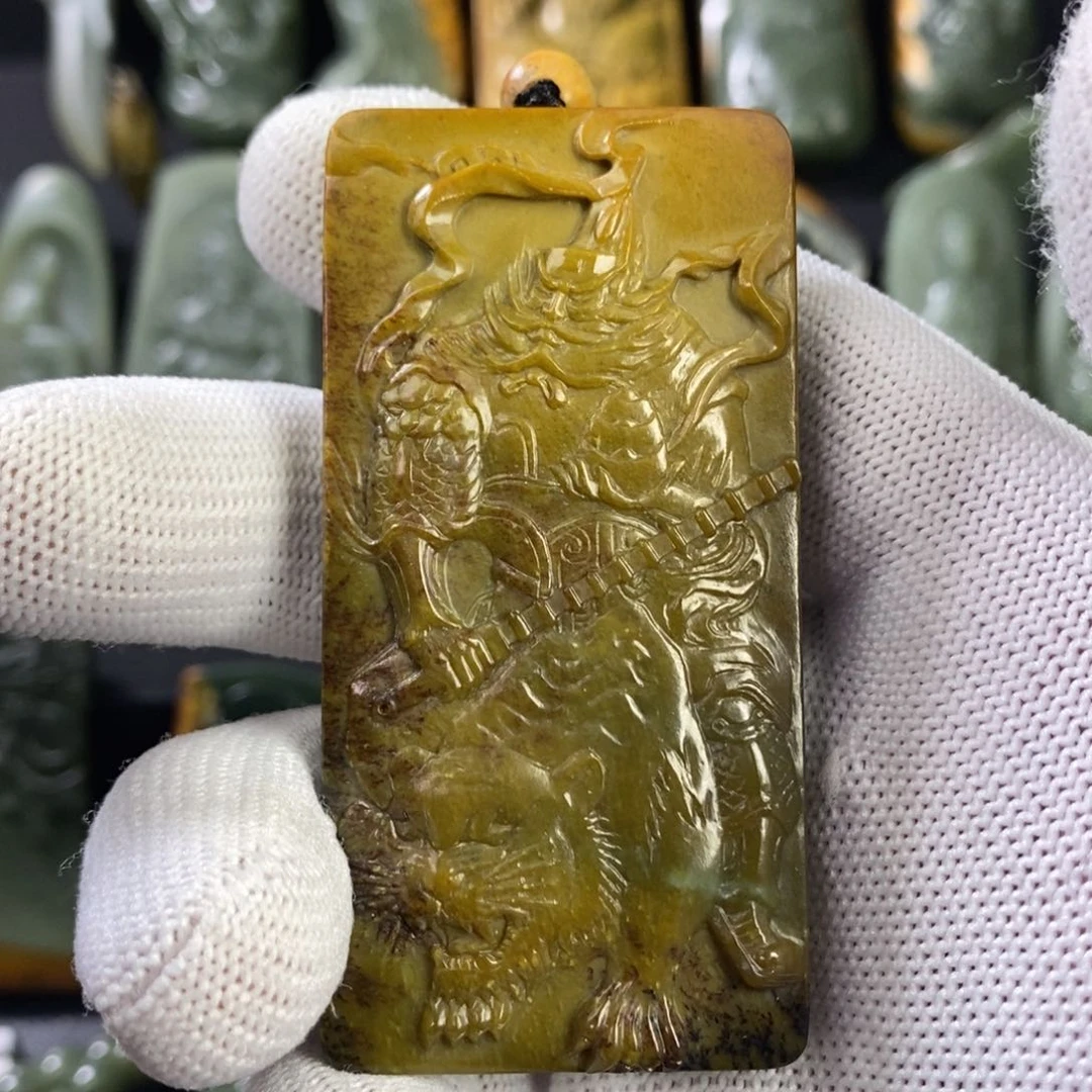 岫岩河磨玉（透闪石质玉）未镶嵌挂件灵***售