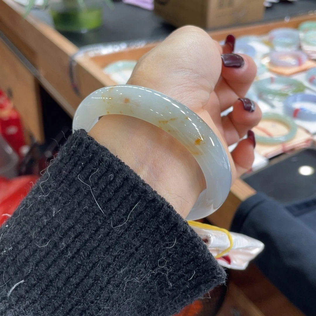 翡翠手镯未镶嵌53-54蓝底洒金