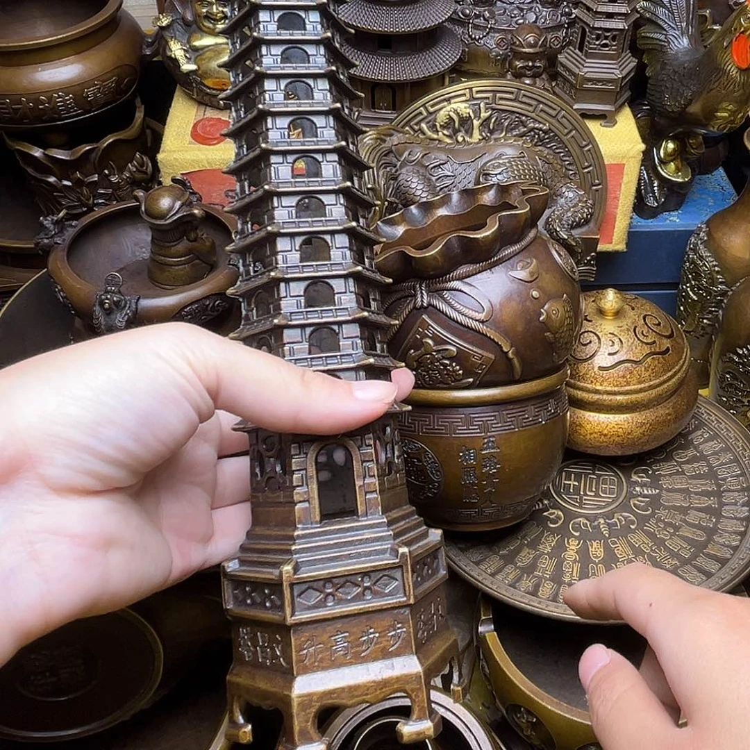 铜器摆件老王直播间