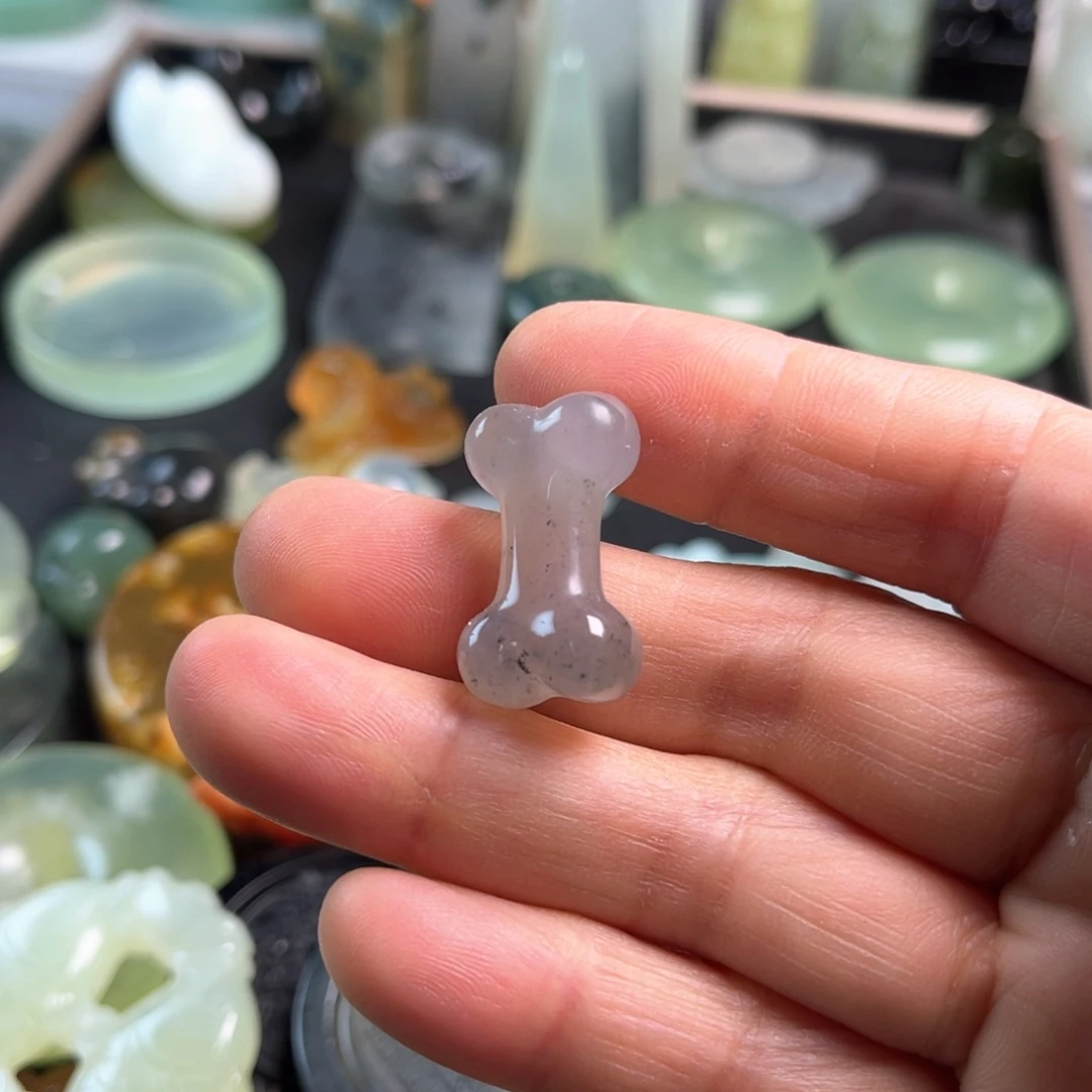 蛇纹石玉未镶嵌挂件