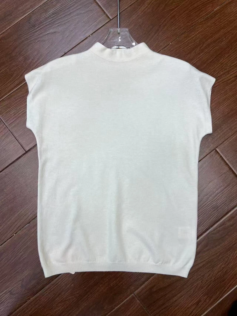 圆领赫本风圆领短袖T恤百搭时尚套头短袖休闲网红