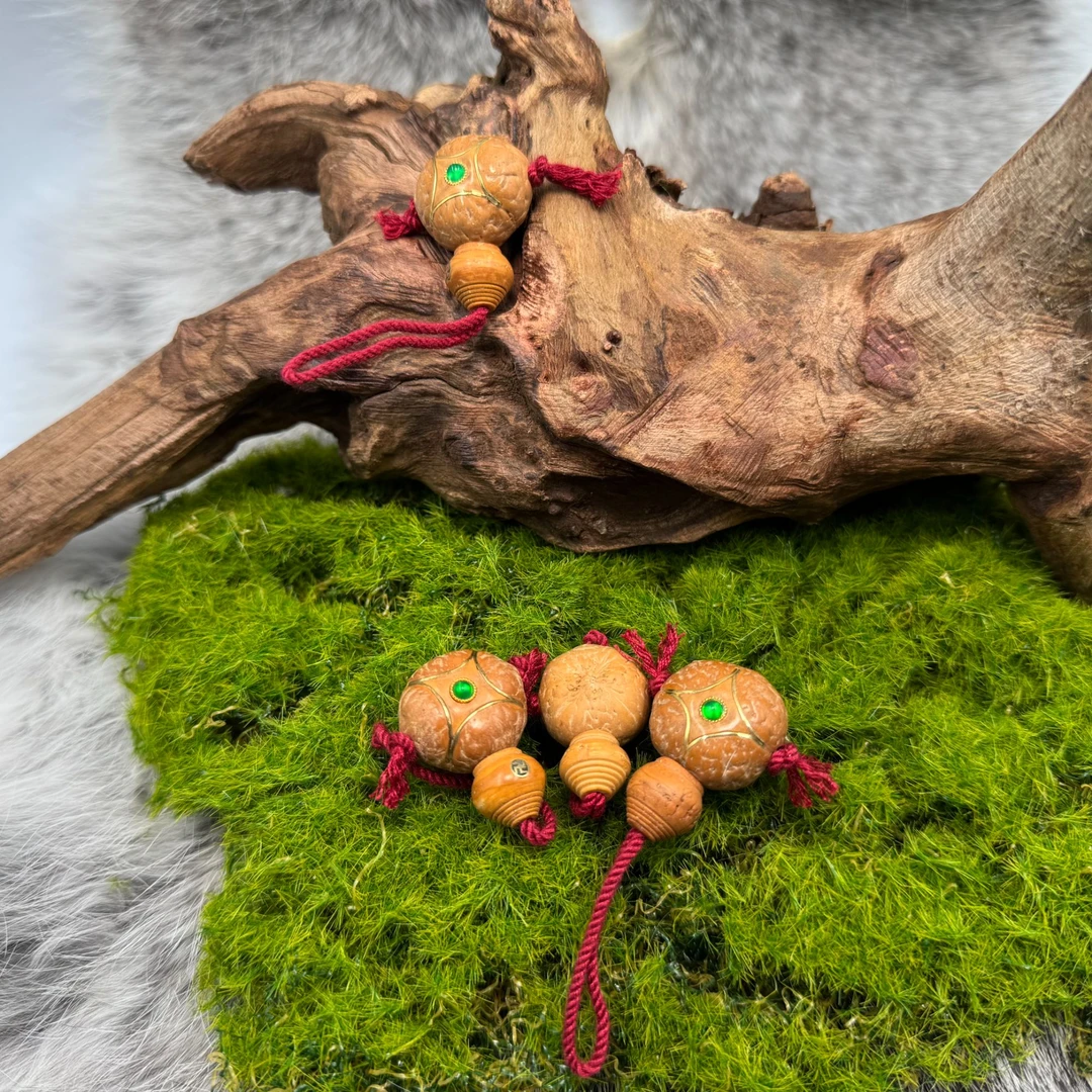 《小鱼文玩》凤眼菩提麒麟眼镶嵌三通18~20mm左右一个多样性发货