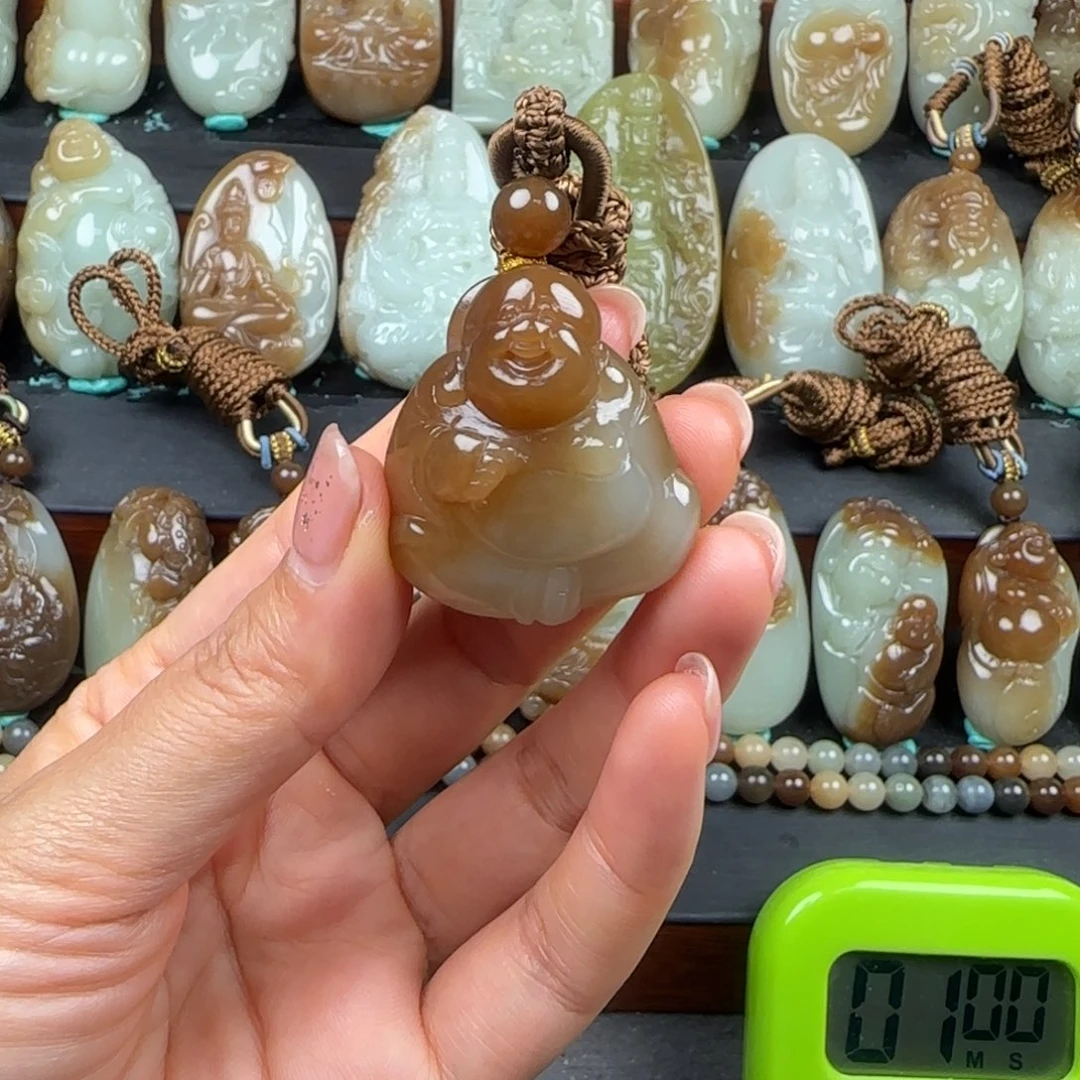 魏***号未镶嵌和田玉挂件