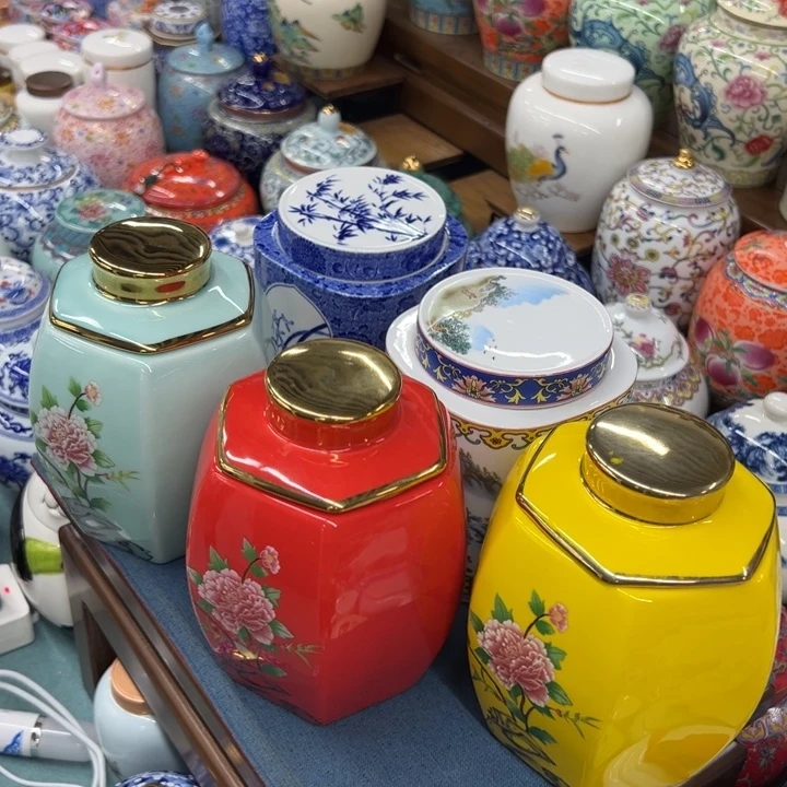 高端陶瓷茶叶密封罐