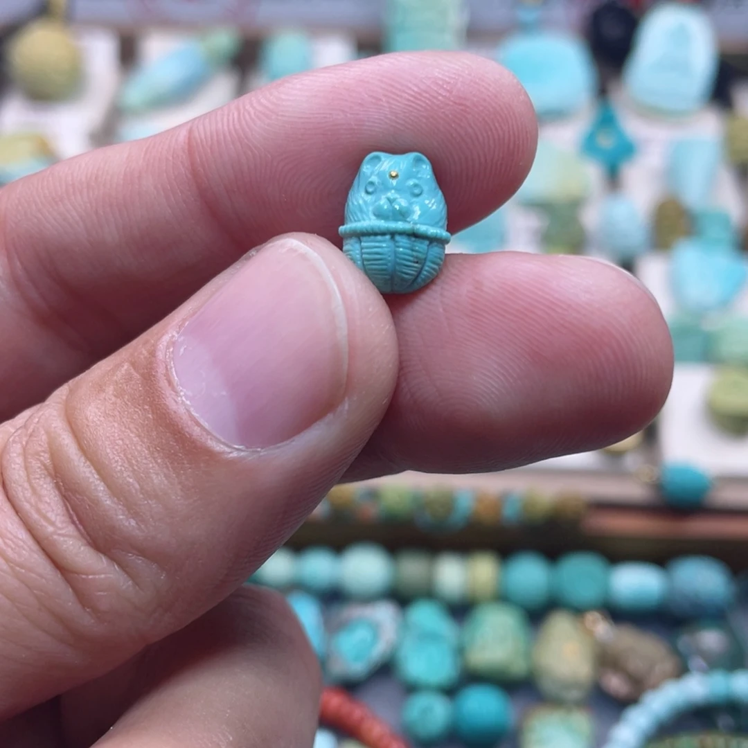 南红玛瑙配饰未镶嵌