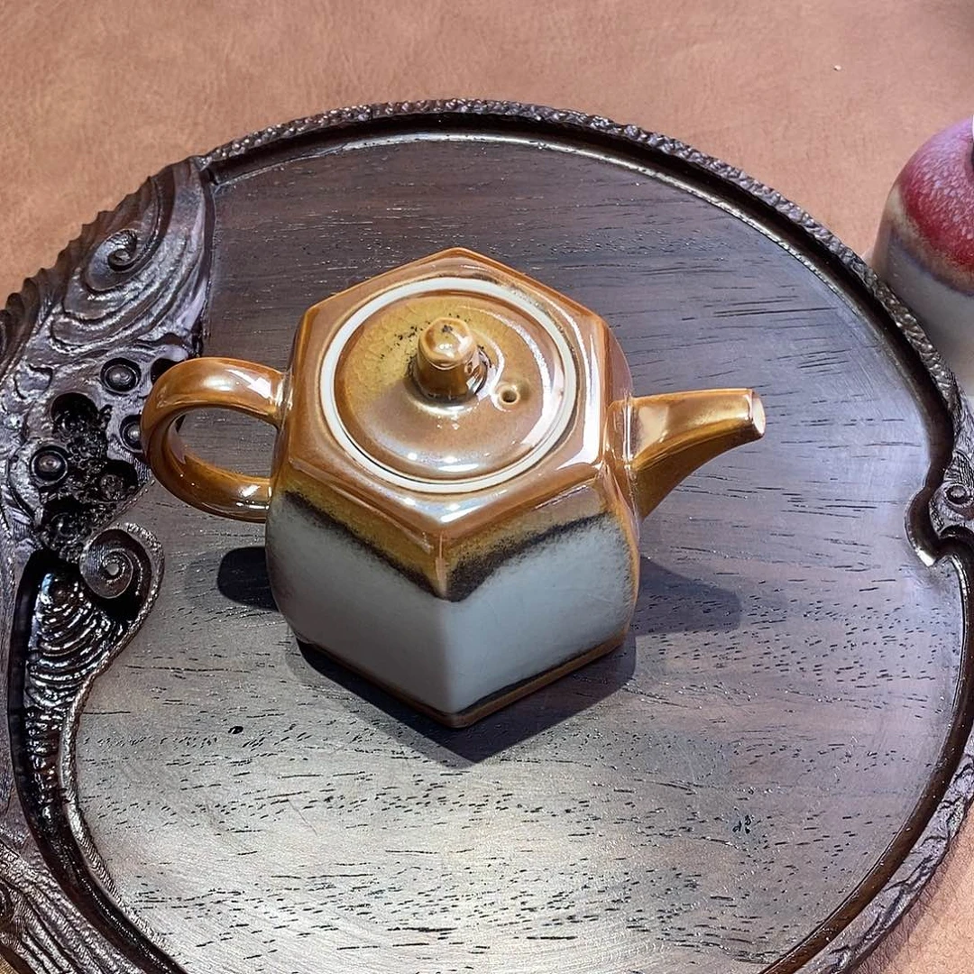 高温窑变工艺的茶壶