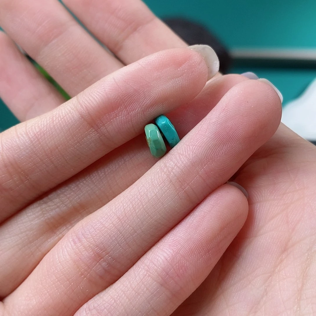 未镶嵌绿松石珠宝奇石