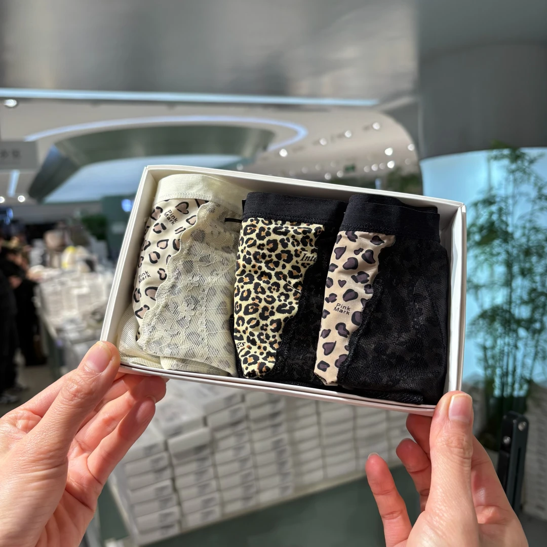 50153夏季豹纹 中高腰奶皮丝滑软糯女士内裤90-135斤