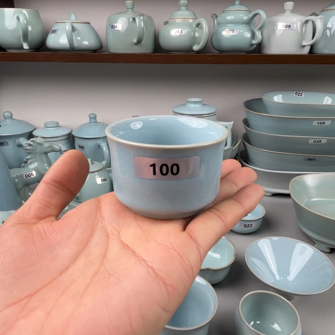 一***鱼陶摆件汝瓷将军杯支钉烧天青釉开播福利