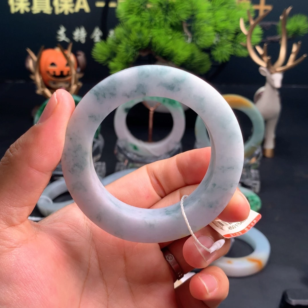 定制翡翠手镯未镶嵌