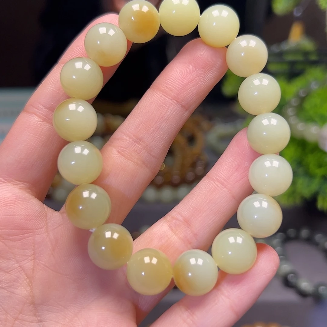 和田玉未镶嵌手串