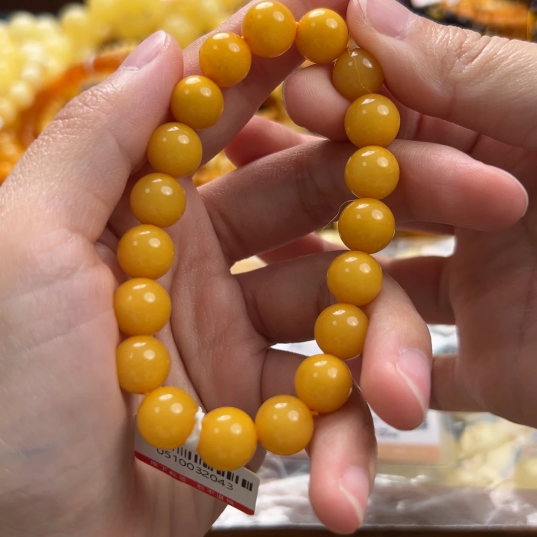 未镶嵌琥珀珠宝奇石