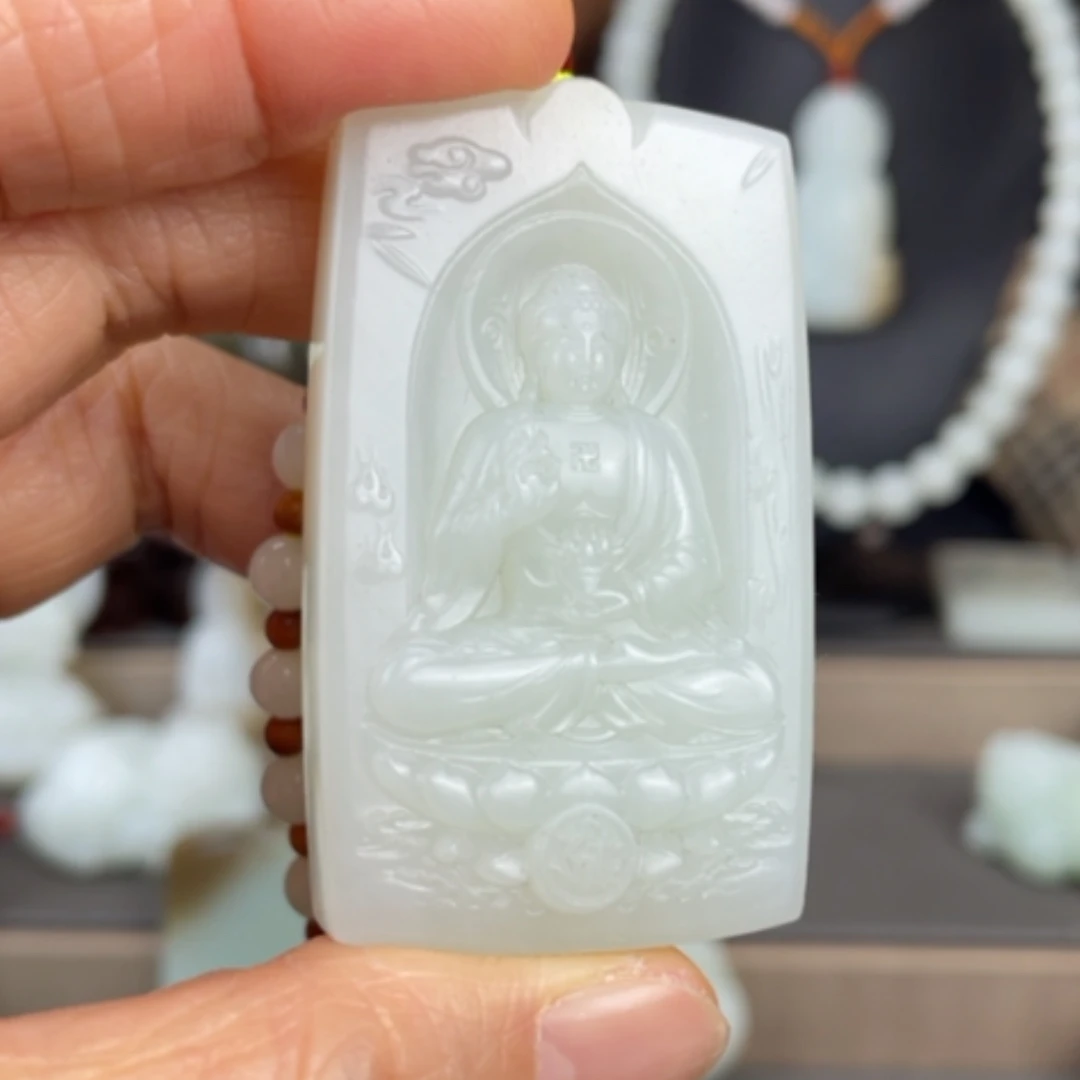 【闪购商品】颈饰未镶嵌和田玉