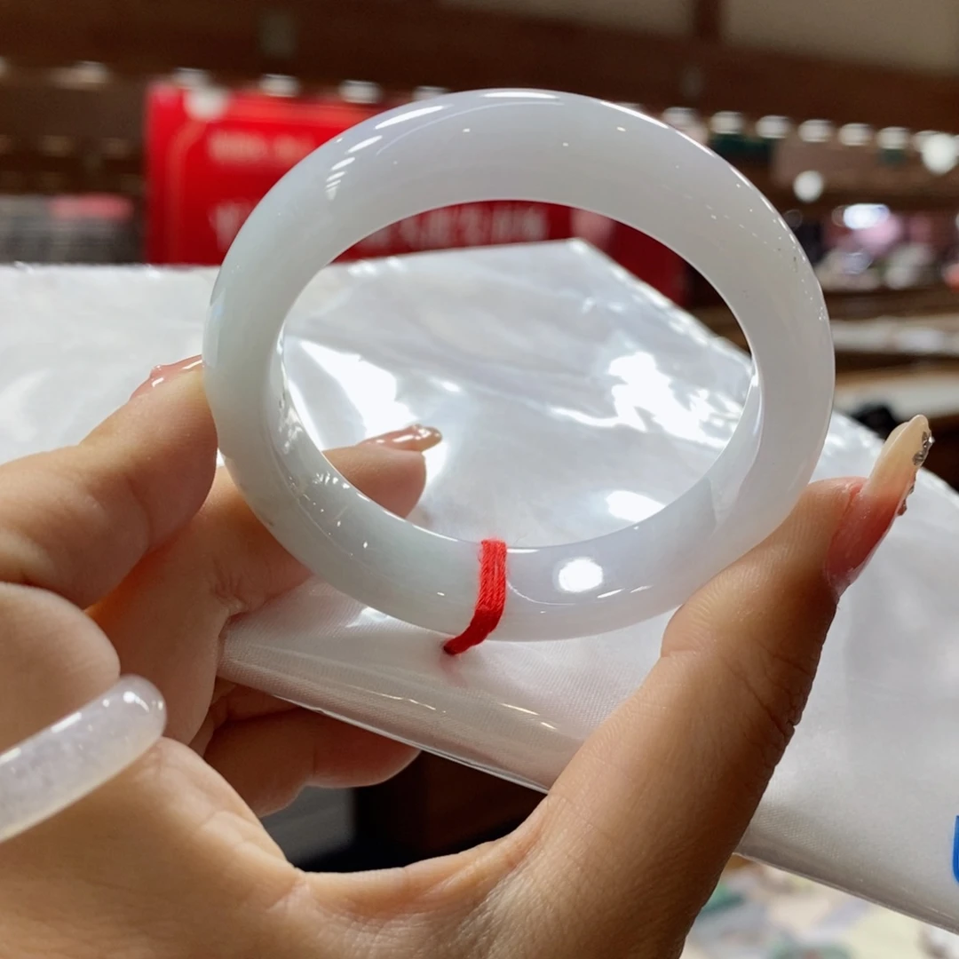 未镶嵌手镯翡翠翡翠