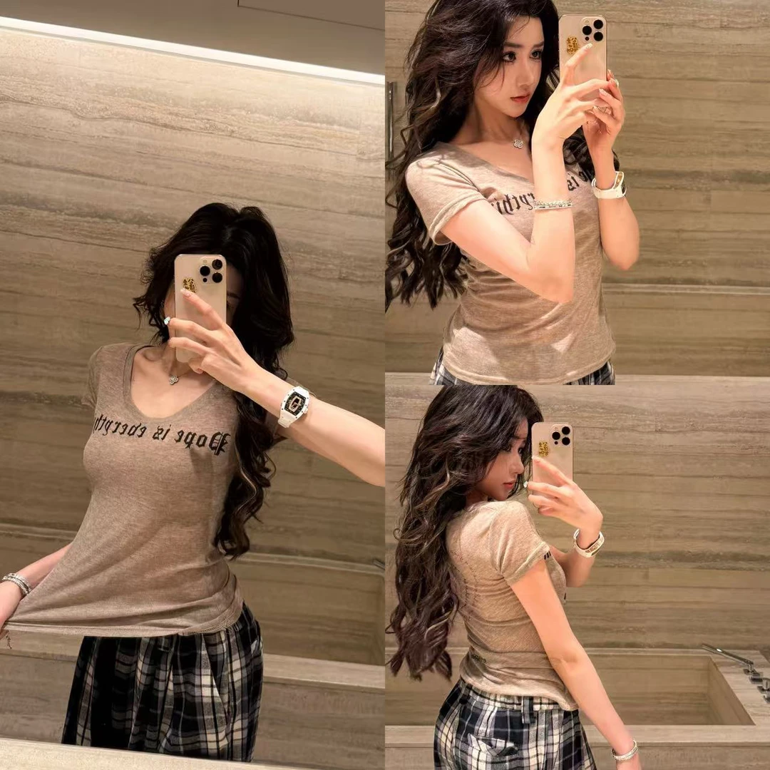 浠儿姐姐 心动循环 圆领字母T恤女修身收腰体恤印花短袖上衣