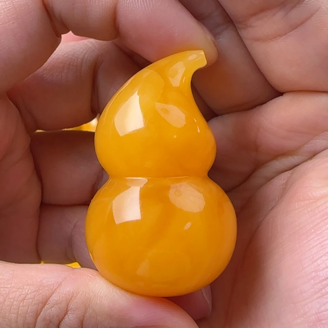 琥珀未镶嵌颈饰焦皮浓蜡红葫芦