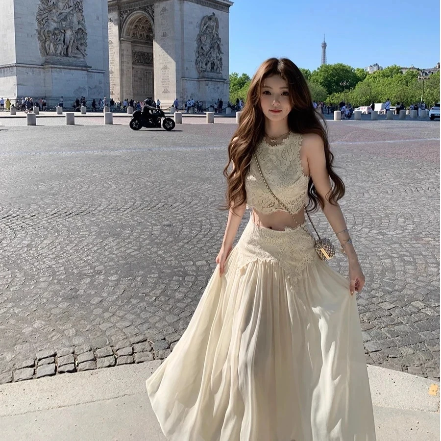 【卢浮幻境】韩系高级感精致蕾丝拼接上衣女配显瘦高腰半身裙两件套