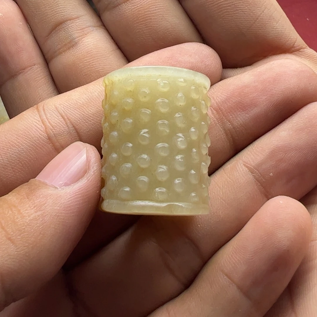 未镶嵌和田玉挂件弥****?