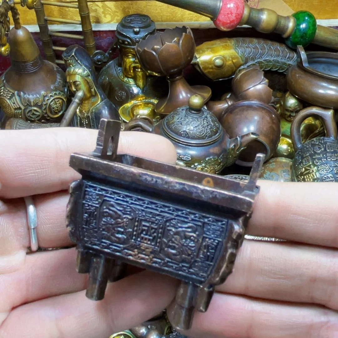 铜器把玩摆件链接