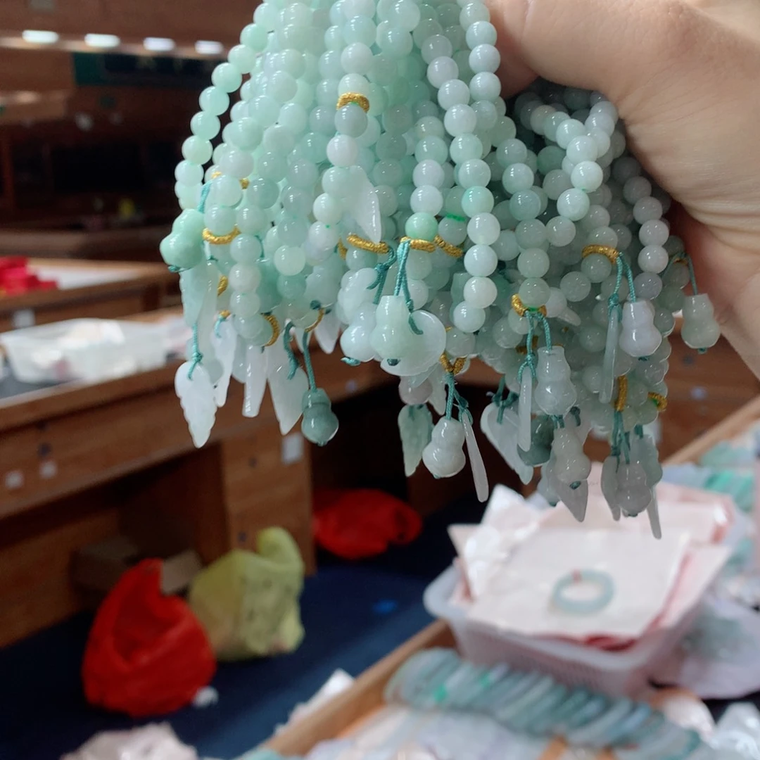 未镶嵌手链翡翠多样性发1