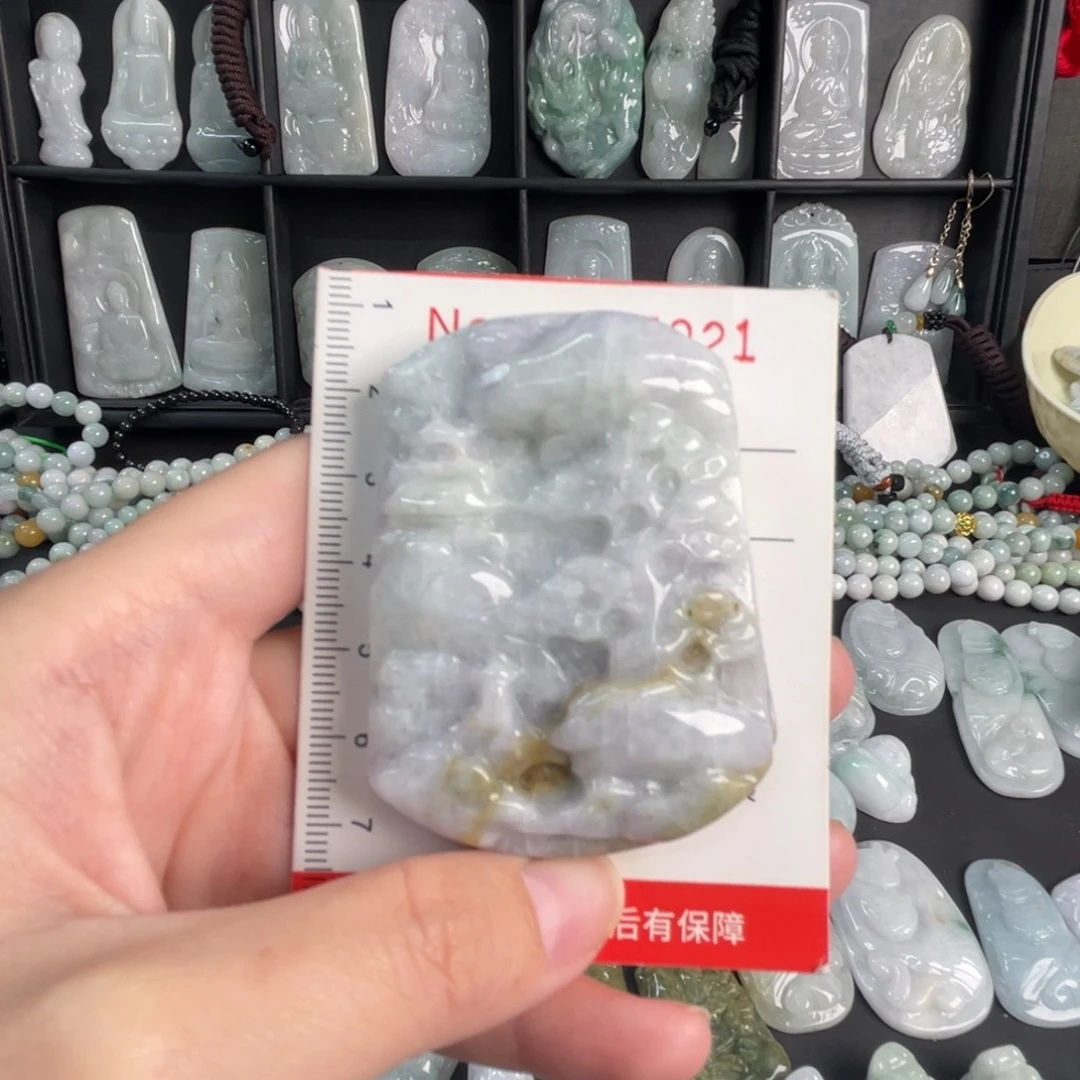 翡翠未镶嵌吊坠(不含链)瑕疵