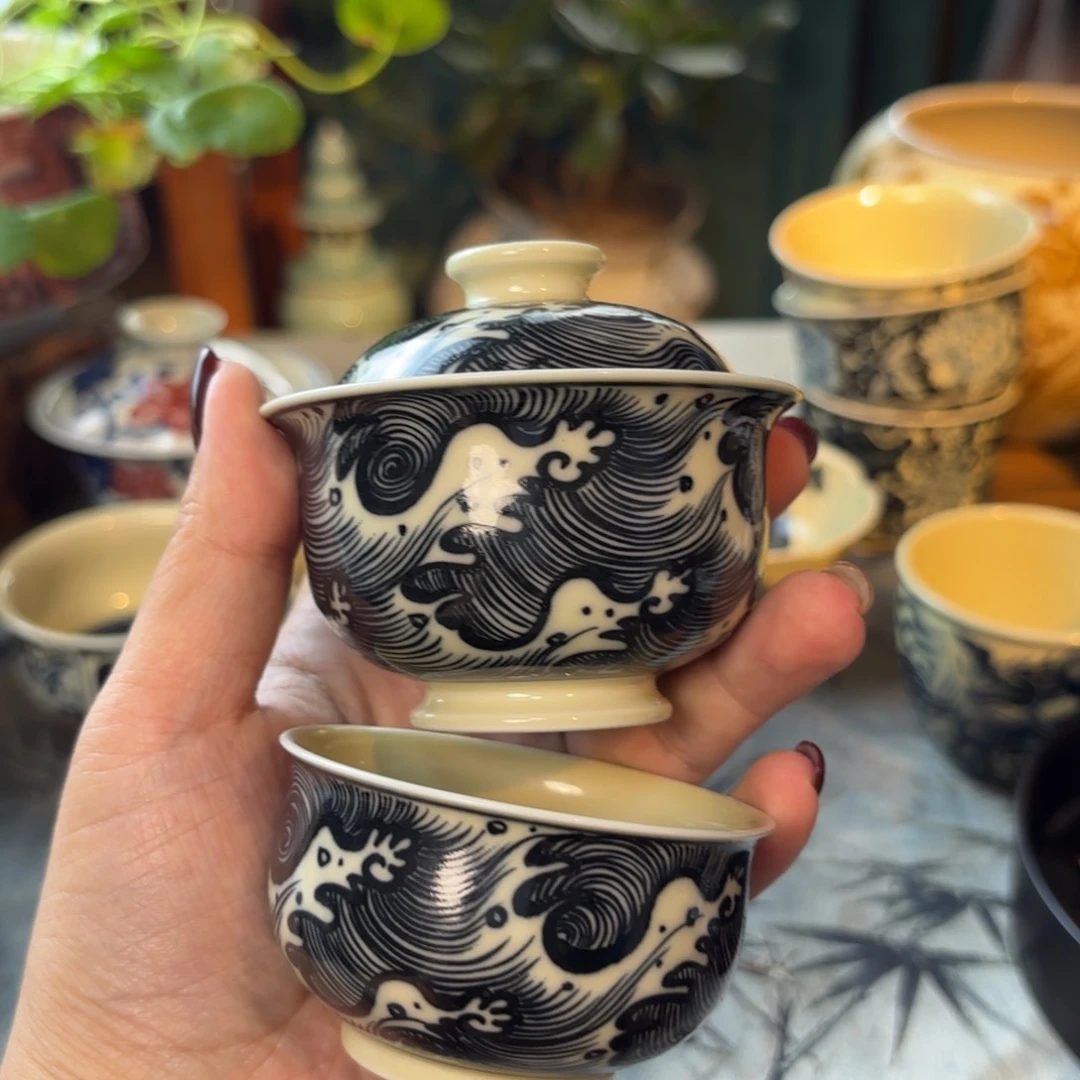 青花手工手绘二号釉海水